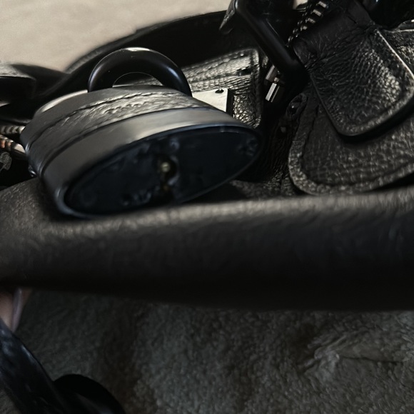 COPY - COPY - Great condition Chloe lock bag 🔥❤️ 💕💕💕 - Picture 7 of 7